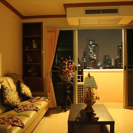 Varindavan Park Serviced Residence Bangkok Exteriör bild